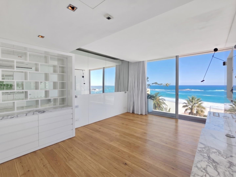 To Let 3 Bedroom Property for Rent in Camps Bay Western Cape